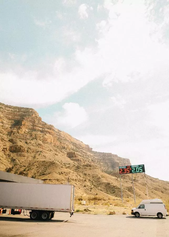 Doradca adr: jakie są wymagania i kwalifikacje do pełnienia tej roli?